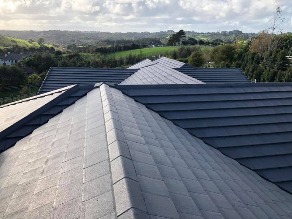 Coatesville Horizon concrete roof tile ridge view