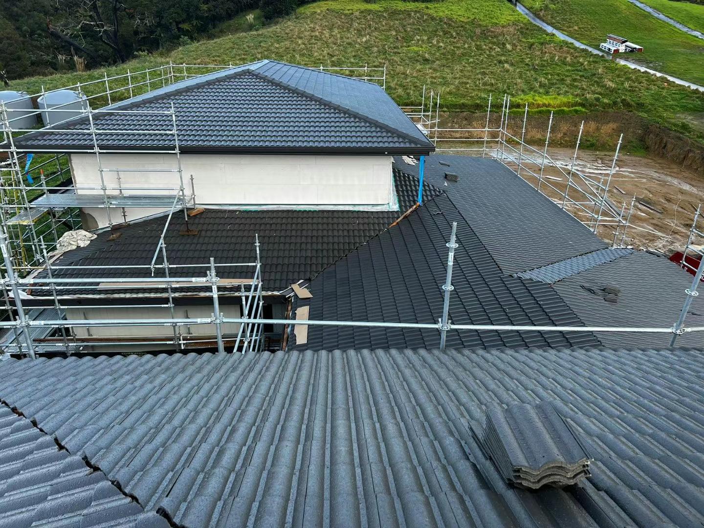 Staged installation and roof access